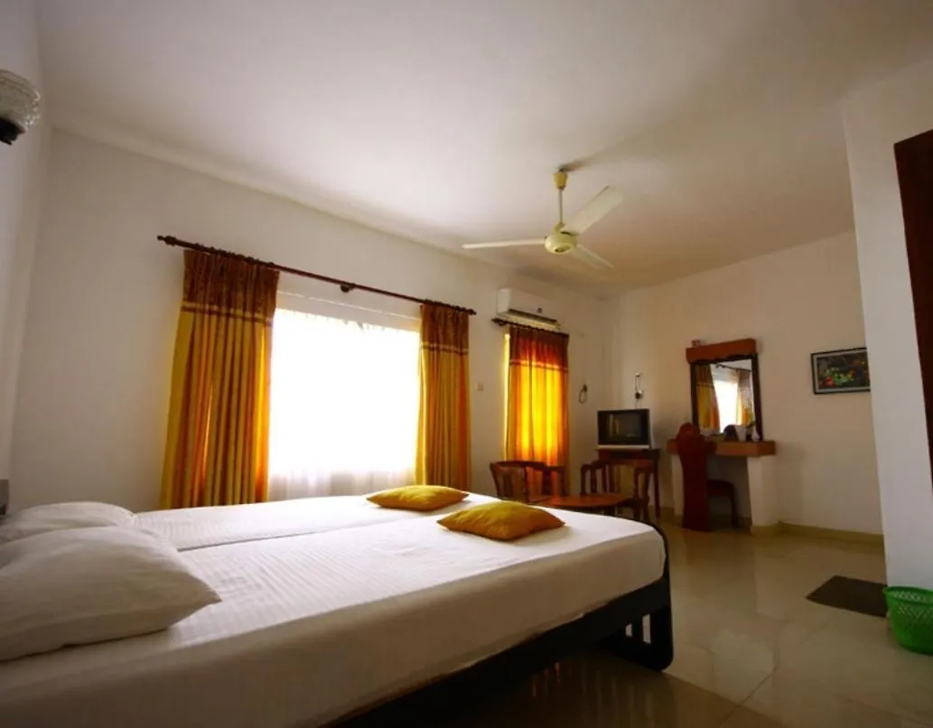 Swiss Star Villa Negombo 0*,  Sri Lanka
