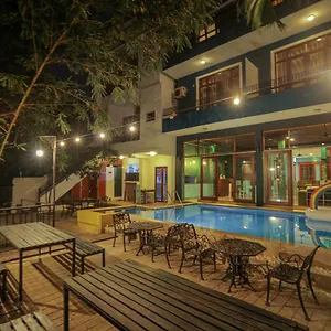 Summer Side Negombo