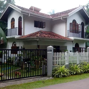 Le Meridien Negombo