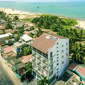 Beverly Negombo