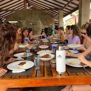 Mamma Raji - Freedom Paradise Hotel